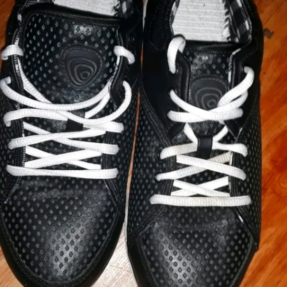 Reebok Easy Tone Exercise Shoes - Picture 14 of 14